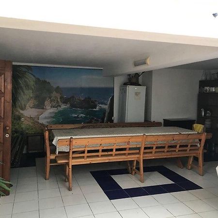 Nina Mini Hotel Gagra Exteriör bild